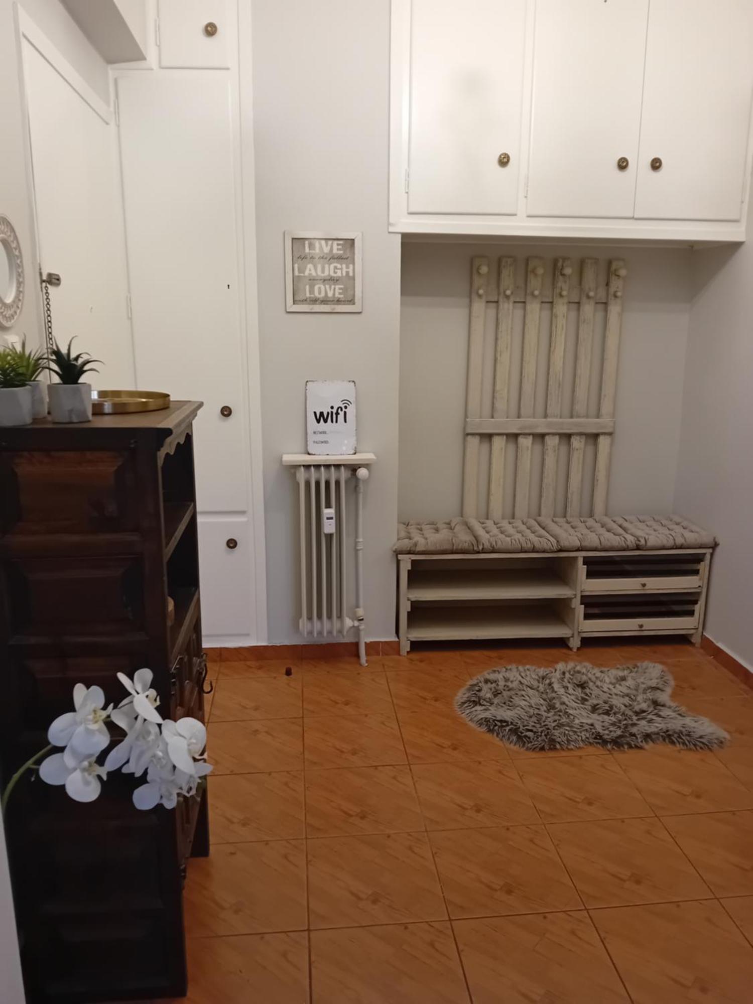 Joanna'S Heart Of Athens One Br Charm Balcony View Walk To Tourist Spots Apartment Exterior photo